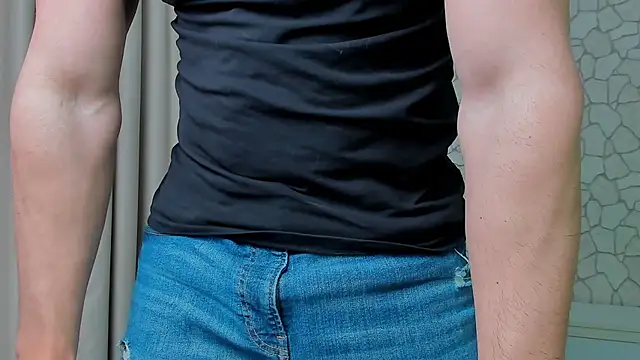 Snapshot of ClintMasters chatting on March 9, 2025, 9:35 am ClintMasters online show from March 9, 2025, 9:35 am