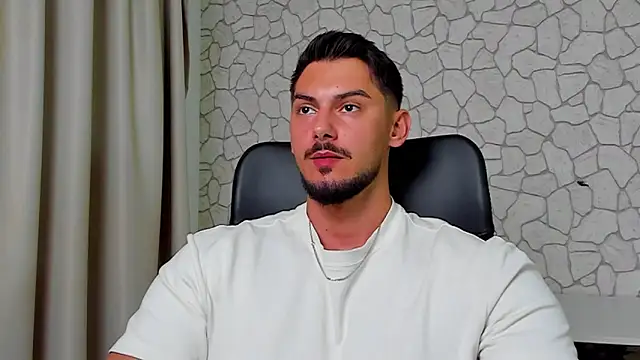 Snapshot of ClintMasters chatting on September 13, 2025, 4:45 am ClintMasters online show from September 13, 2025, 4:45 am