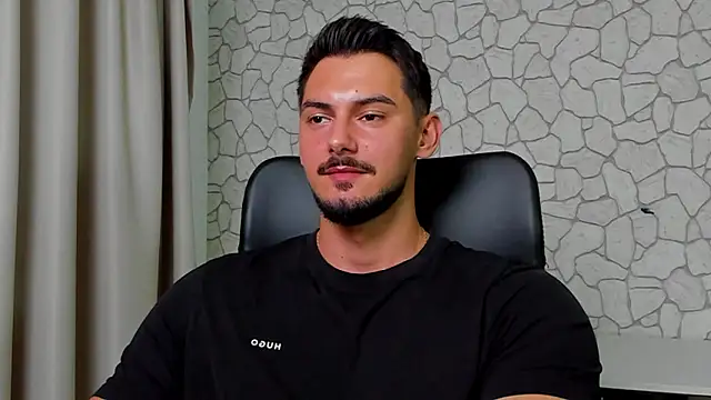 Snapshot of ClintMasters chatting on September 17, 2025, 4:25 am ClintMasters online show from September 17, 2025, 4:25 am