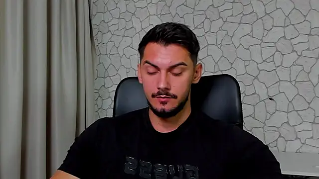 Snapshot of ClintMasters chatting on September 23, 2025, 5:43 am ClintMasters online show from September 23, 2025, 5:43 am