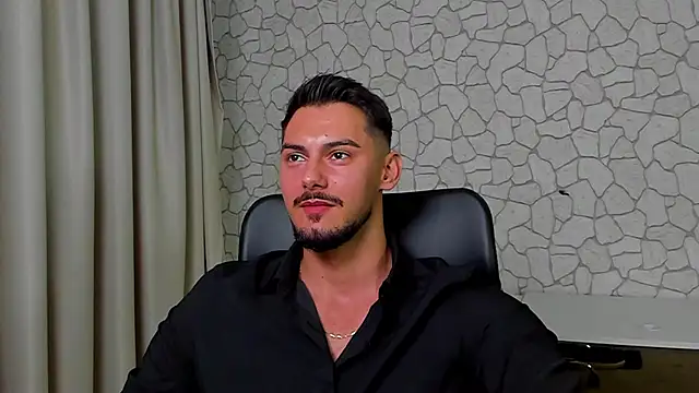 Snapshot of ClintMasters chatting on October 2, 2025, 4:30 am ClintMasters online show from October 2, 2025, 4:30 am