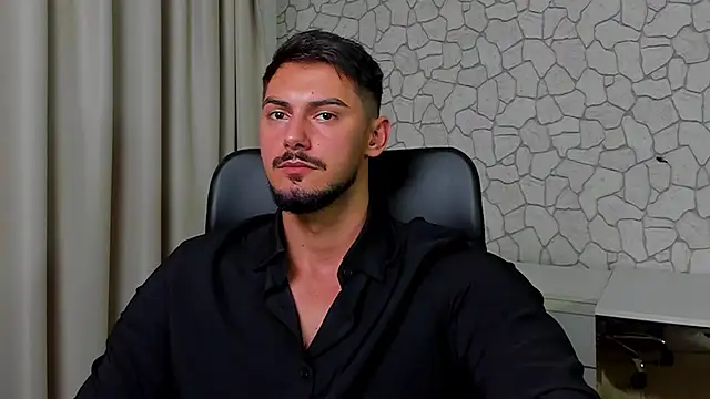 Snapshot of ClintMasters chatting on October 5, 2025, 4:11 am ClintMasters online show from October 5, 2025, 4:11 am