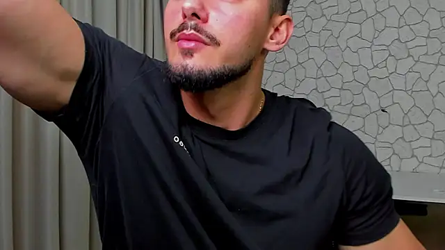 Snapshot of ClintMasters chatting on October 9, 2025, 4:21 am ClintMasters online show from October 9, 2025, 4:21 am