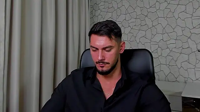 Snapshot of ClintMasters chatting on October 18, 2025, 4:37 am ClintMasters online show from October 18, 2025, 4:37 am