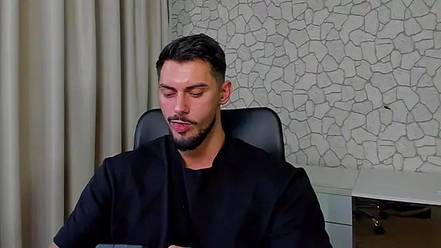 Snapshot of ClintMasters chatting on October 20, 2025, 5:41 am ClintMasters online show from October 20, 2025, 5:41 am