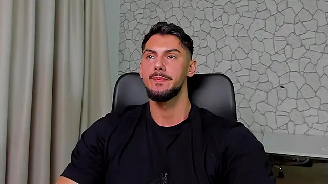 Snapshot of ClintMasters chatting on November 27, 2025, 5:42 am ClintMasters online show from November 27, 2025, 5:42 am