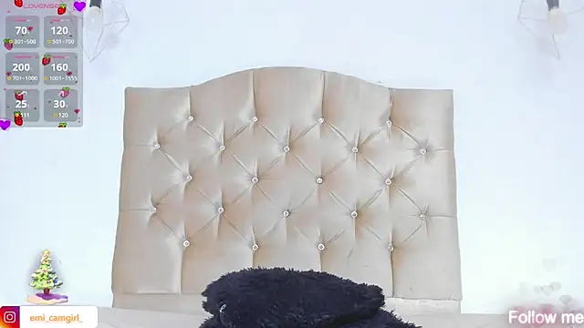 Snapshot of emily_campbell_ chatting on December 28, 2024, 1:59 pm emily campbell online show from December 28, 2024, 1:59 pm