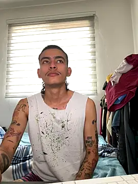 sorry-mom69 online show from October 25, 2025, 2:24 pm