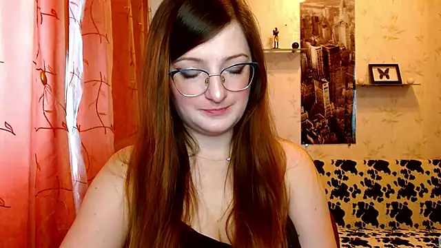 Snapshot of Arielsssplash chatting on February 19, 2025, 7:50 am Arielsssplash online show from February 19, 2025, 7:50 am