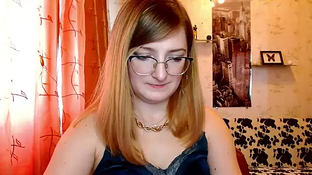 Snapshot of Arielsssplash chatting on February 26, 2025, 11:20 am Arielsssplash online show from February 26, 2025, 11:20 am