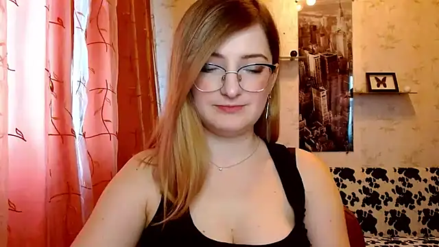 Snapshot of Arielsssplash chatting on February 27, 2025, 8:06 am Arielsssplash online show from February 27, 2025, 8:06 am