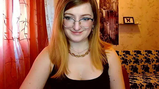 Snapshot of Arielsssplash chatting on March 20, 2025, 7:58 am Arielsssplash online show from March 20, 2025, 7:58 am