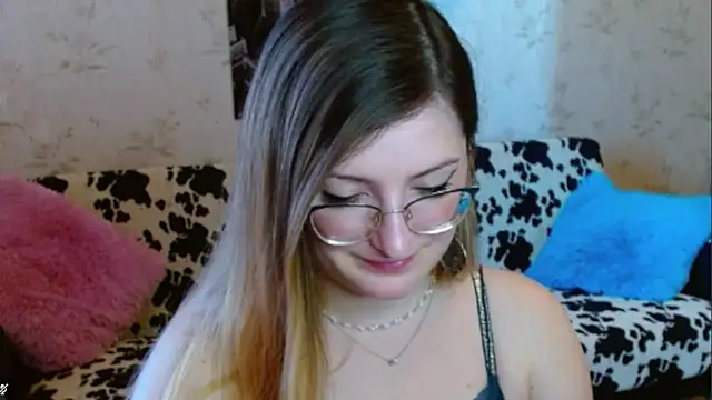 Snapshot of Arielsssplash chatting on September 10, 2025, 6:46 am Arielsssplash online show from September 10, 2025, 6:46 am