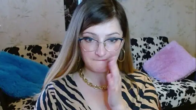 Snapshot of Arielsssplash chatting on September 30, 2025, 2:00 pm Arielsssplash online show from September 30, 2025, 2:00 pm