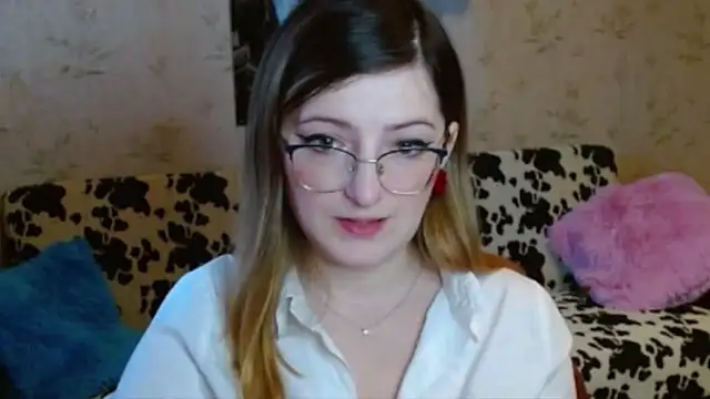 Snapshot of Arielsssplash chatting on October 16, 2025, 6:47 am Arielsssplash online show from October 16, 2025, 6:47 am