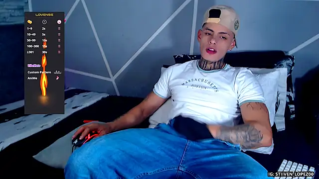 Snapshot of danilohot_19 chatting on October 4, 2025, 9:24 pm danilohot 19 online show from October 4, 2025, 9:24 pm