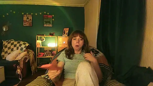 Snapshot of ClancyMorissey chatting on October 10, 2025, 6:29 pm ClancyMorissey online show from October 10, 2025, 6:29 pm
