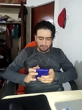 Snapshot of real_life_ chatting on November 9, 2025, 9:57 pm real life online show from November 9, 2025, 9:57 pm