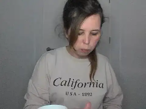 Snapshot of loveis007 chatting on March 15, 2025, 8:21 pm loveis007 online show from March 15, 2025, 8:21 pm