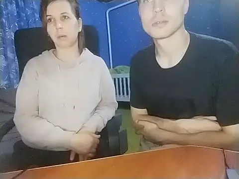 loveis007 online show from November 2, 2025, 9:39 pm