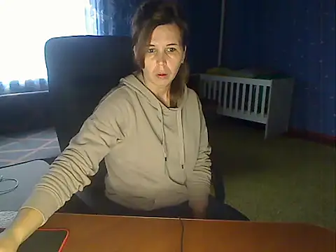 loveis007 online show from November 13, 2025, 9:52 am