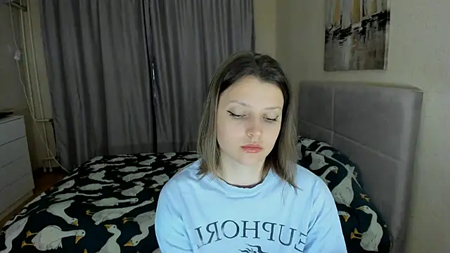 SoniNesti online show from September 20, 2025, 2:40 pm