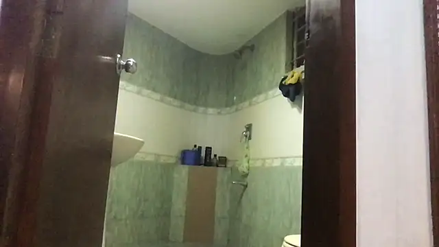 Snapshot of bangalidickolo chatting on January 1, 2025, 1:48 pm bangalidickolo online show from January 1, 2025, 1:48 pm