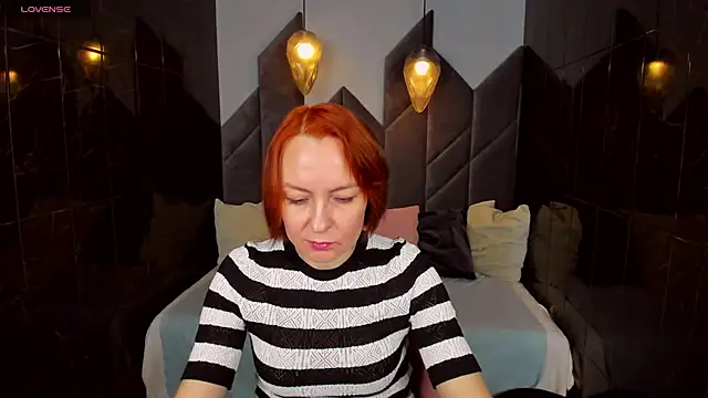 Snapshot of NikaGentle chatting on December 20, 2024, 5:36 am NikaGentle online show from December 20, 2024, 5:36 am