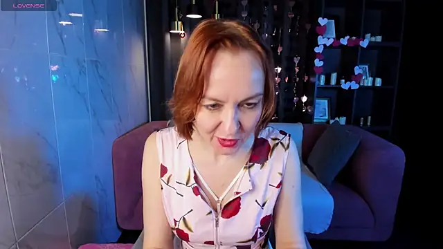 Snapshot of NikaGentle chatting on February 17, 2025, 8:41 am NikaGentle online show from February 17, 2025, 8:41 am