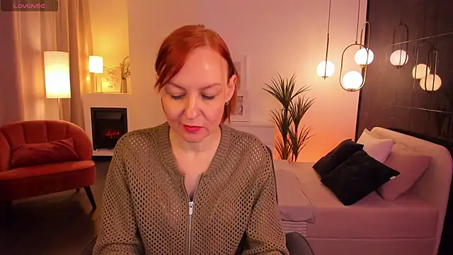 Snapshot of NikaGentle chatting on February 21, 2025, 11:33 am NikaGentle online show from February 21, 2025, 11:33 am