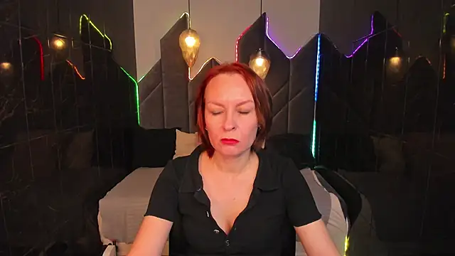 Snapshot of NikaGentle chatting on November 15, 2025, 5:27 am NikaGentle online show from November 15, 2025, 5:27 am