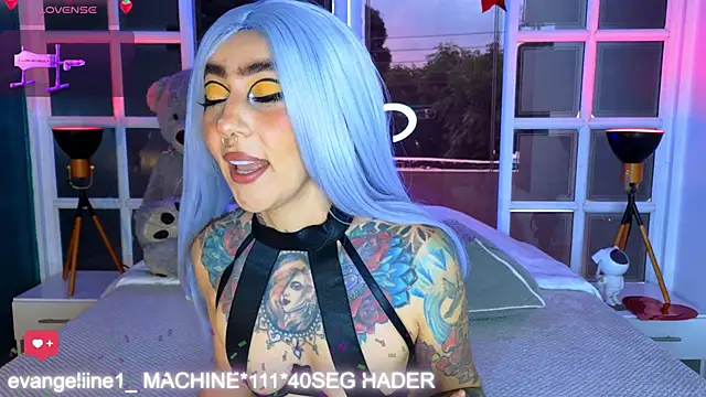 Snapshot of Evangelyne_1 chatting on February 5, 2025, 3:42 pm Evangelyne 1 online show from February 5, 2025, 3:42 pm