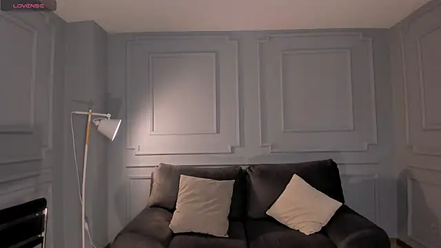 Snapshot of ToriCrossX chatting on December 1, 2025, 12:37 am ToriCrossX online show from December 1, 2025, 12:37 am