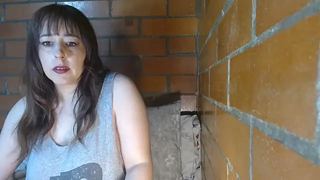 jenniferS  online show from March 10, 2025, 3:01 am