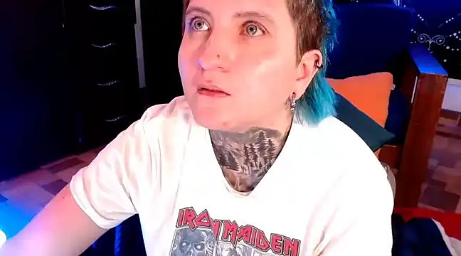 Marieblueeyes online show from February 2, 2025, 7:46 pm