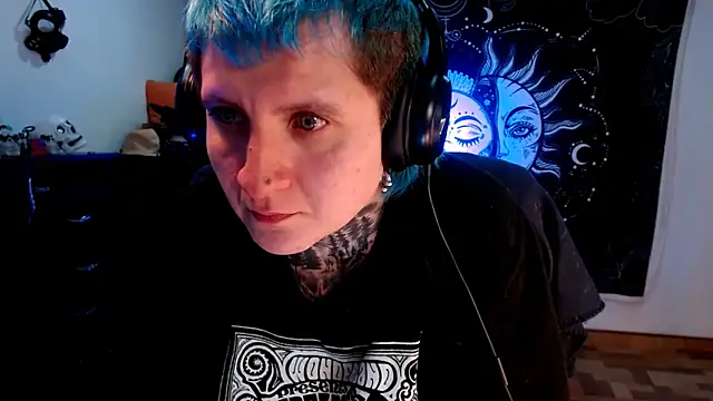 Marieblueeyes online show from February 4, 2025, 7:18 am