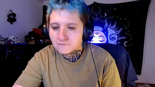 Marieblueeyes online show from February 4, 2025, 8:06 pm