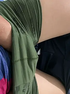 Snapshot of elvis0966 chatting on January 20, 2025, 5:26 am elvis0966 online show from January 20, 2025, 5:26 am