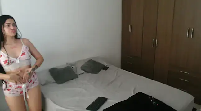 Snapshot of zendayasexxx chatting on December 18, 2024, 9:51 pm zendayasexxx online show from December 18, 2024, 9:51 pm