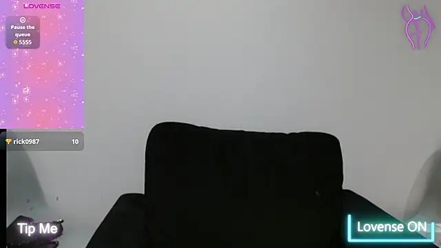 chelseablonde online show from September 17, 2025, 7:37 pm