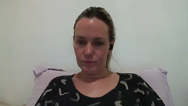 Annylove1 online show from February 16, 2025, 11:59 pm