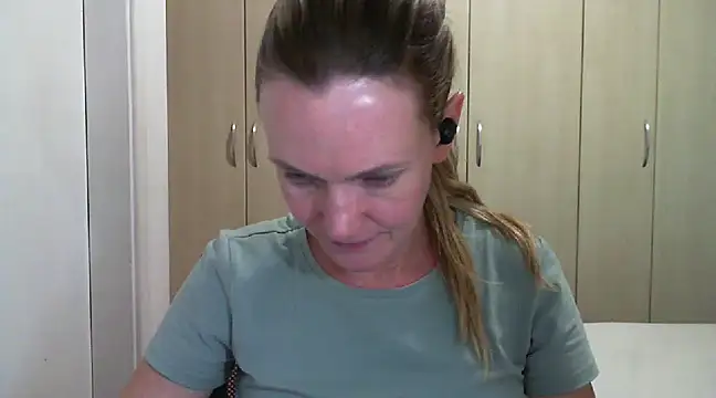 Annylove1 online show from March 12, 2025, 9:56 pm