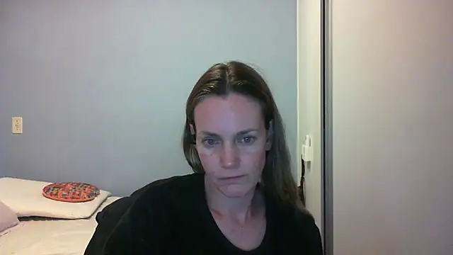 Annylove1 online show from October 15, 2025, 12:22 am