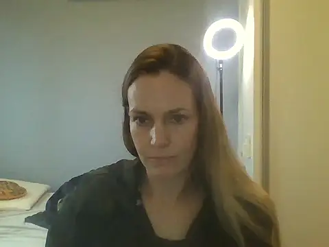 Annylove1 online show from October 30, 2025, 10:49 am