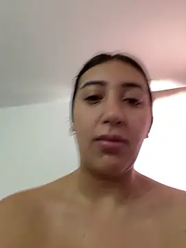 Snapshot of Hannahoff chatting on March 10, 2025, 2:16 pm Hannahoff online show from March 10, 2025, 2:16 pm