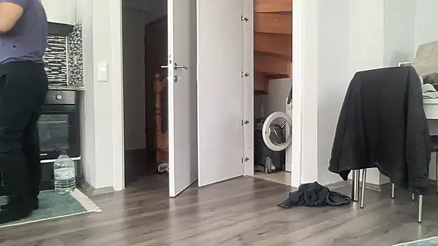 ALPHANDRE online show from March 5, 2025, 6:01 am