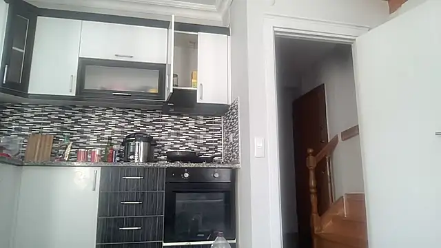 ALPHANDRE online show from March 6, 2025, 6:30 am