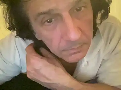 ALPHANDRE online show from March 9, 2025, 5:39 pm