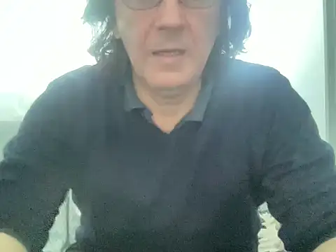 ALPHANDRE online show from March 21, 2025, 2:51 pm