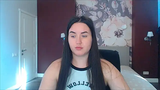 Roxie Bradley online show from January 16, 2025, 9:59 am